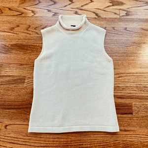 Sleeveless Sweater Tee